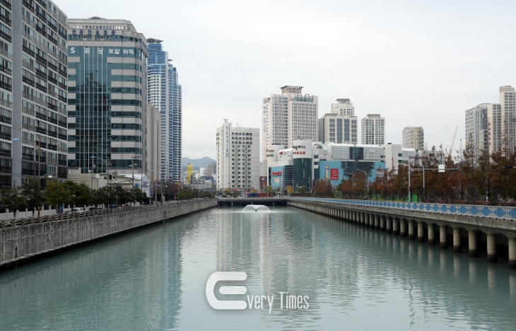 부산동천