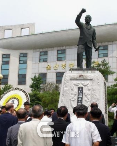박상진의사 동상